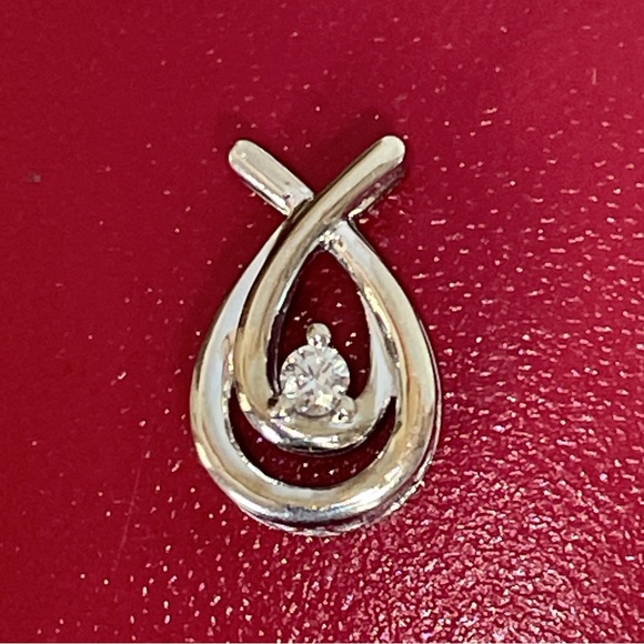 Solid 10K White Gold Natural Round Cut Diamond Solitaire Pendant for Necklace - Picture 8 of 13